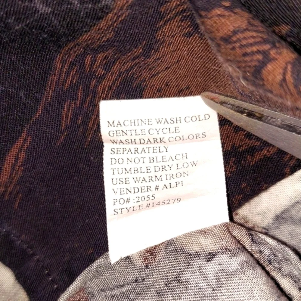 Wood & Waters button down - Picture 7 of 7